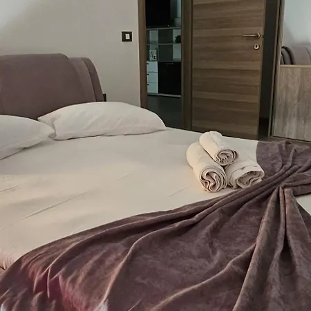 Apartment Beach Pool & Spa Langa Plaja Năvodari