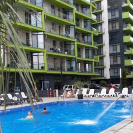Beach Pool & Spa Langa Plaja Apartment