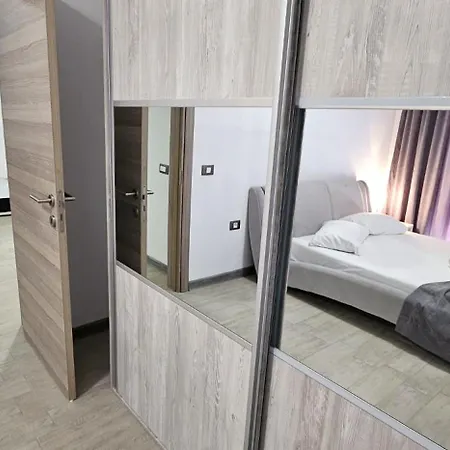 Beach Pool & Spa Langa Plaja 3* Navodari