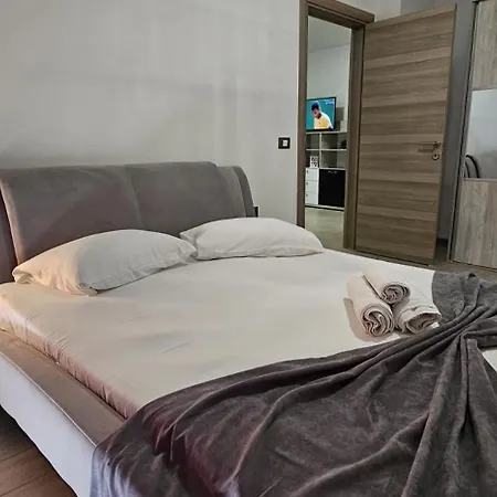 Apartment Beach Pool & Spa Langa Plaja *
