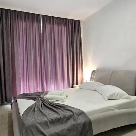 Beach Pool & Spa Langa Plaja Apartment *
